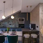 Apartamento Floor In *