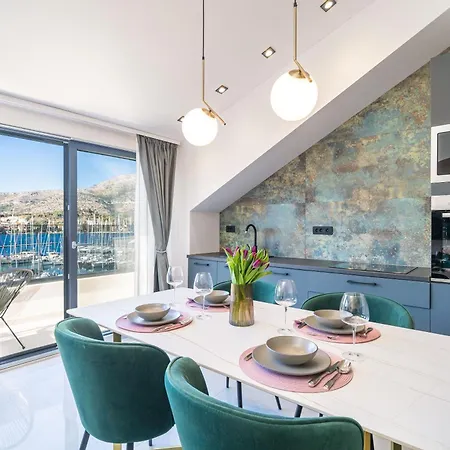 شقة Floor In سلانو